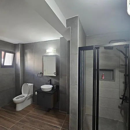 Cyprus Harbour Kro *