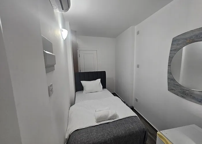 Locanda Cyprus Harbour