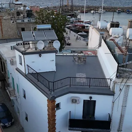 Cyprus Harbour 凯里尼亚