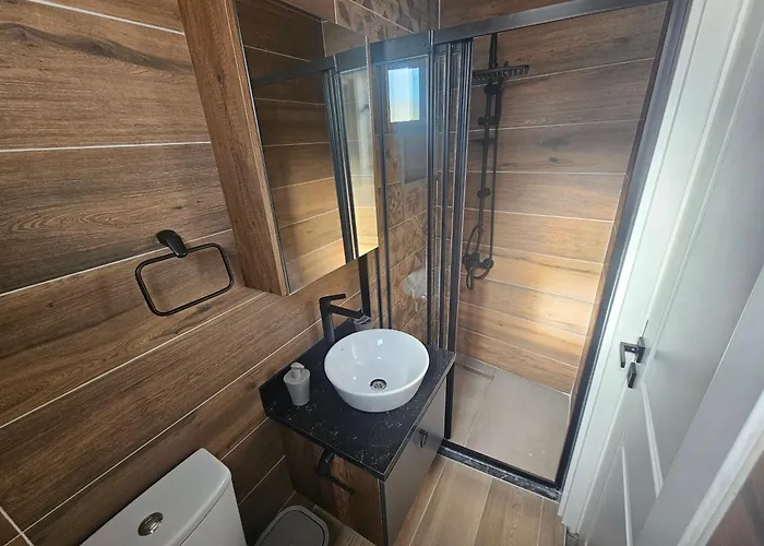 Cyprus Harbour Girne